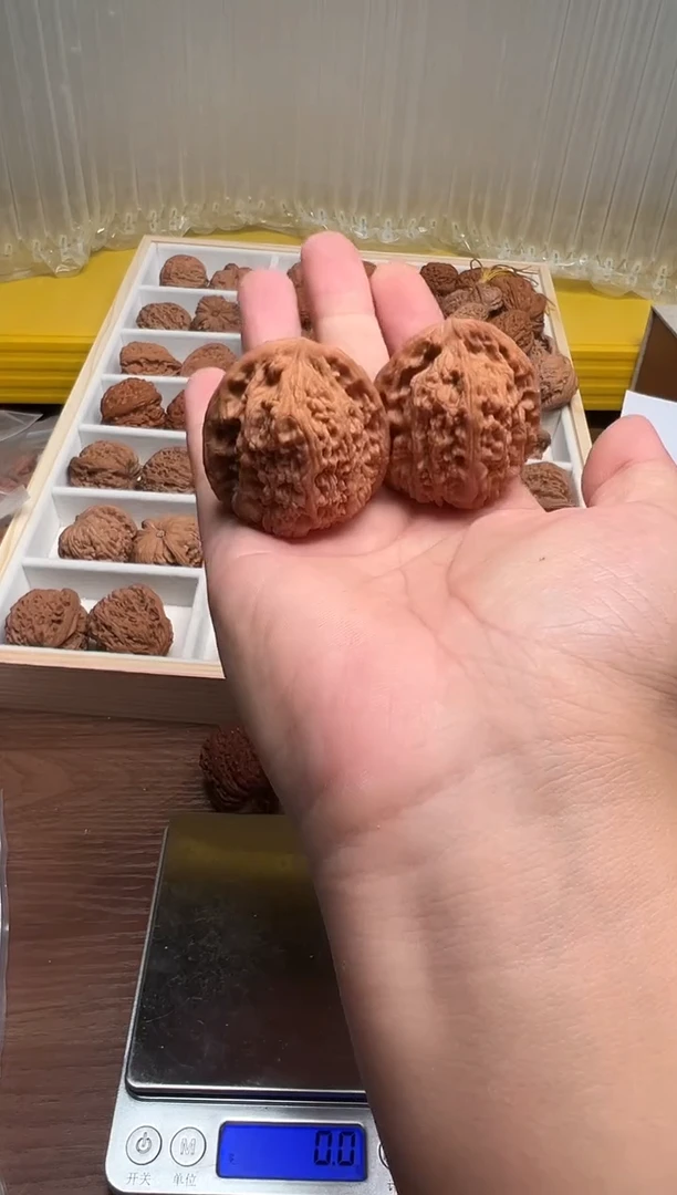 把件文玩核桃?***落42南疆石