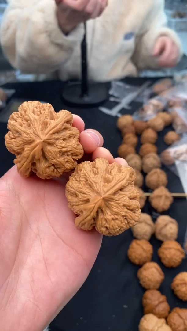 【闪购商品】文玩核桃把件肉球筋44-t630