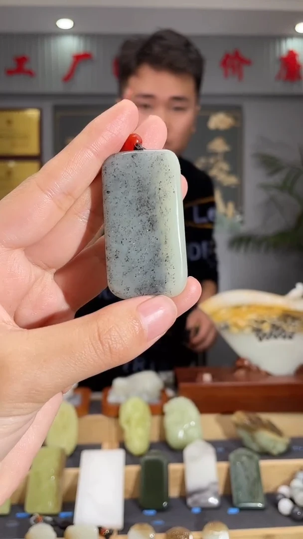 【闪购商品】和田玉颈饰未镶嵌拍一发一 多样性发货