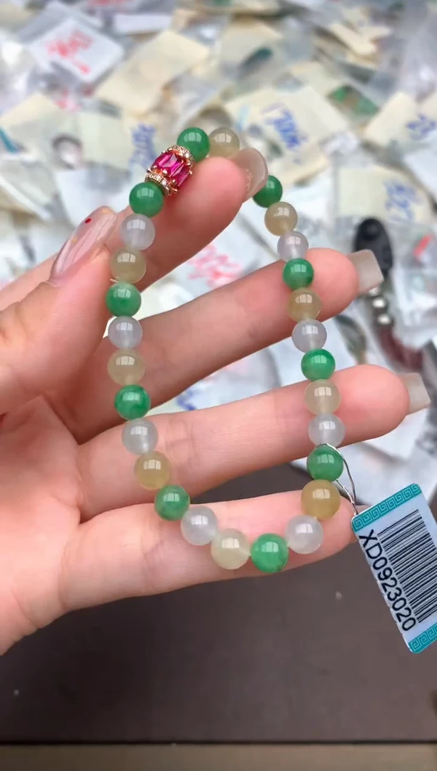 未镶嵌挂件翡翠一