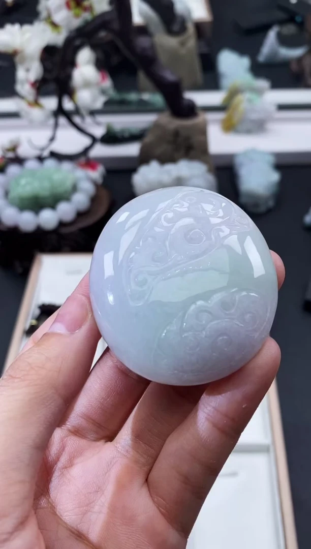 翡翠未镶嵌颈饰天然缅甸A货翡翠