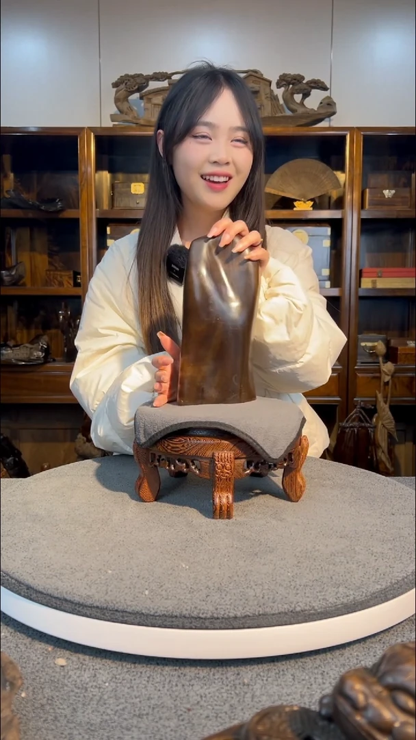 【闪购商品】金丝楠木雕小随形摆件