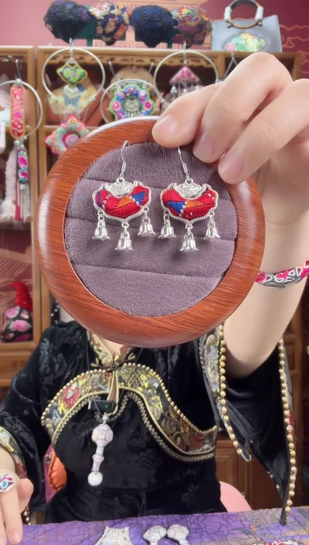 刺绣耳环33甜甜家