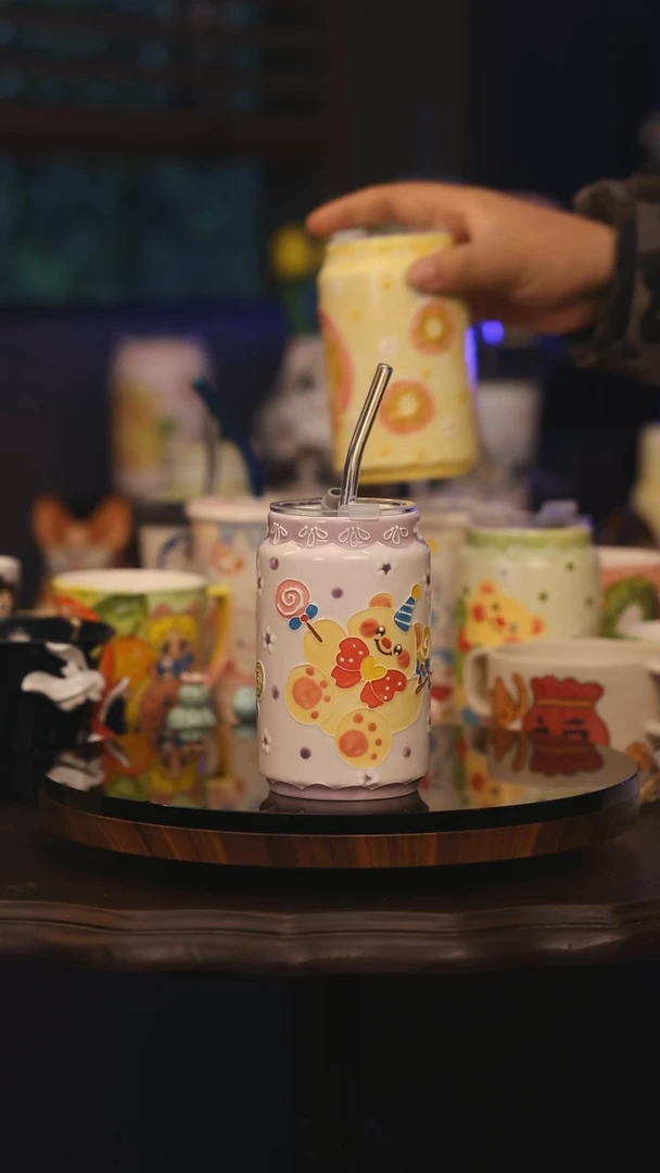 【闪购商品】摆件景德镇釉下彩绘设计师款式陶瓷