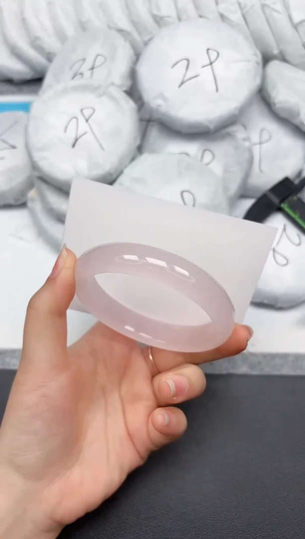 未镶嵌手镯石英质玉225-59.6