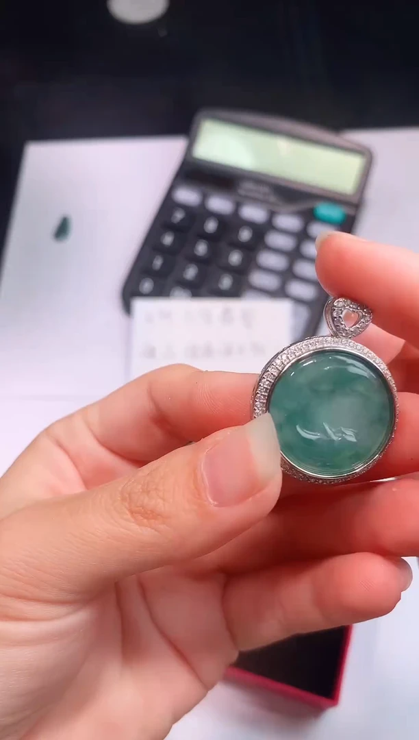 颈饰未镶嵌翡翠0芹0翡翠珠宝733