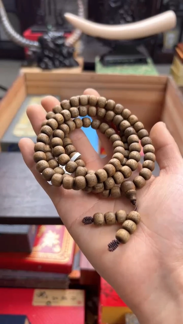 【闪购商品】沉香木吊坠—————————