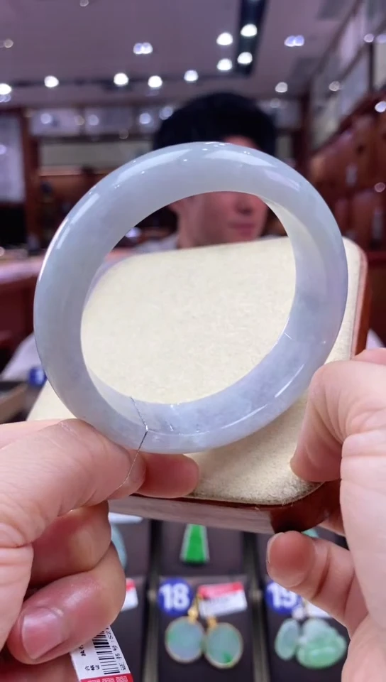 未镶嵌手镯翡翠手镯57.5