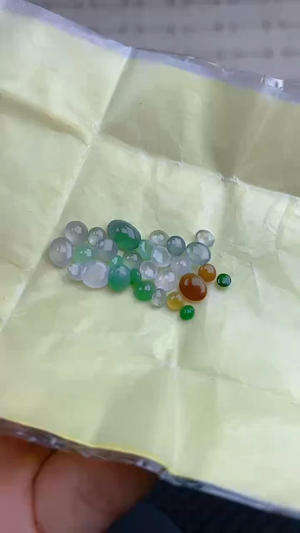 【闪购商品】翡翠耳饰未镶嵌天然A货翡翠9