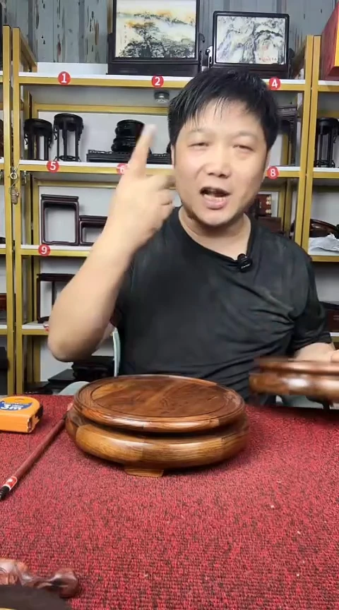 木檀香木圆底座18.5CM