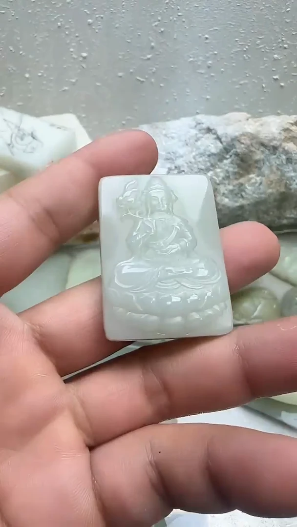 颈饰未镶嵌和田玉2