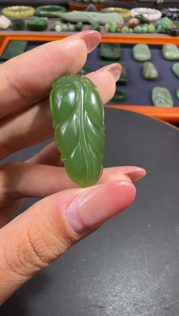 颈饰未镶嵌和田玉七**糖1