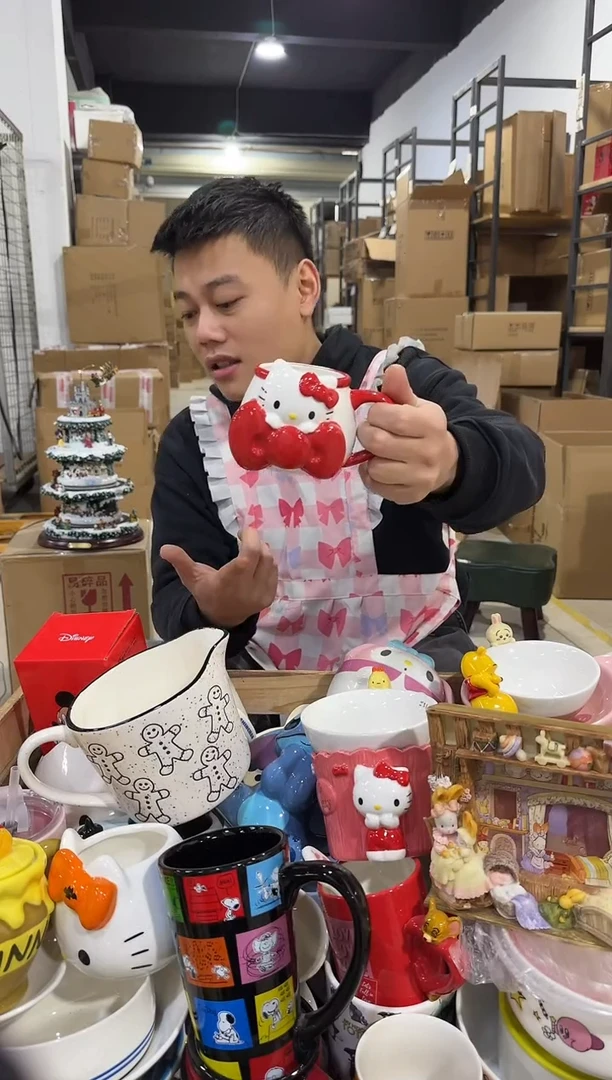 瓷片kt猫大蝴蝶结水杯
