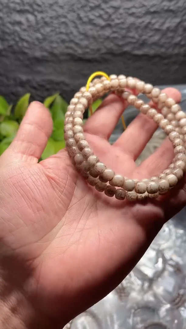 星月菩提手串海南星月菩提《*005》7X6粉冰长串