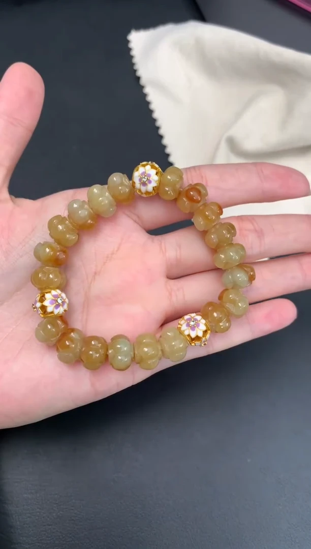 未镶嵌定制翡翠48小时鉴赏期 退货不扣服务费