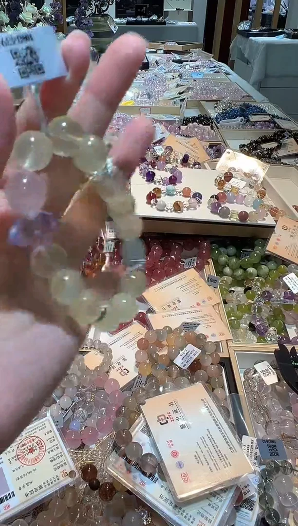 水晶手串未镶嵌手串