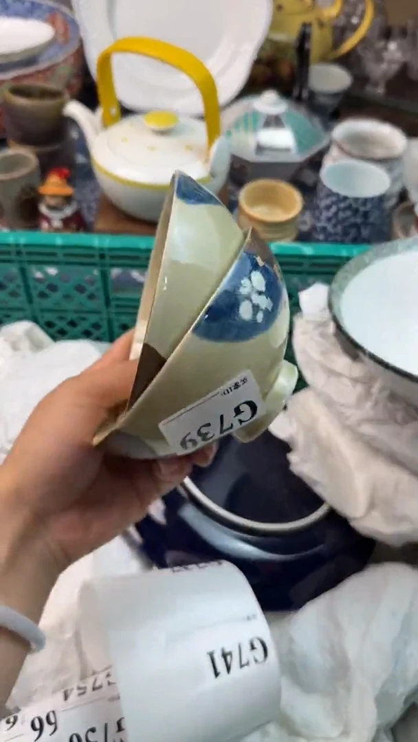 瓷片?****¹[○･｀Д´･ ○][○･｀Д´･ ○]