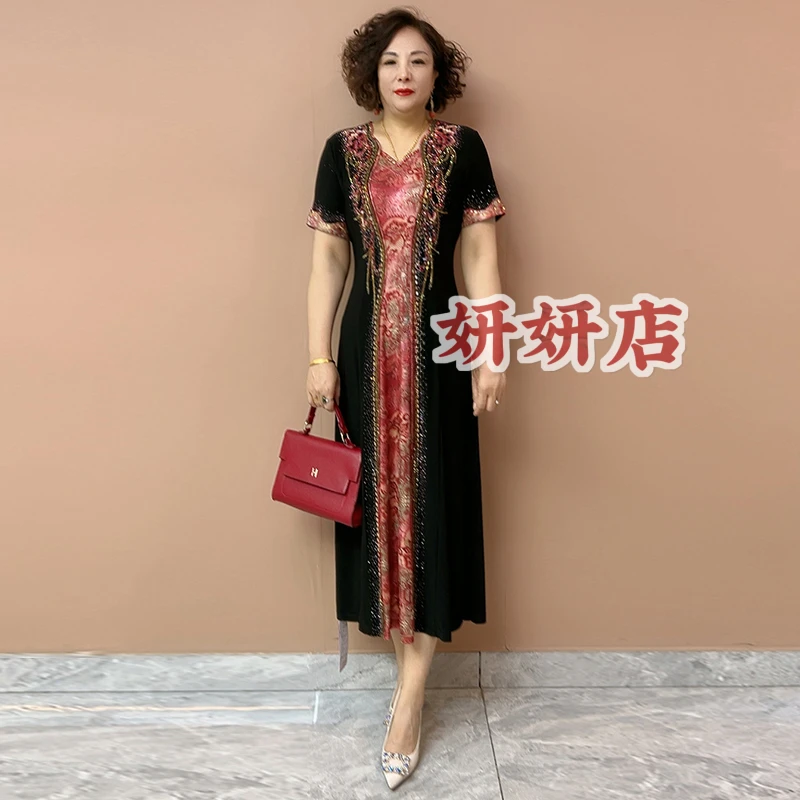 25837夏季短袖中年妈妈绣花大码连衣裙南韩丝弹力收腰显瘦长裙子