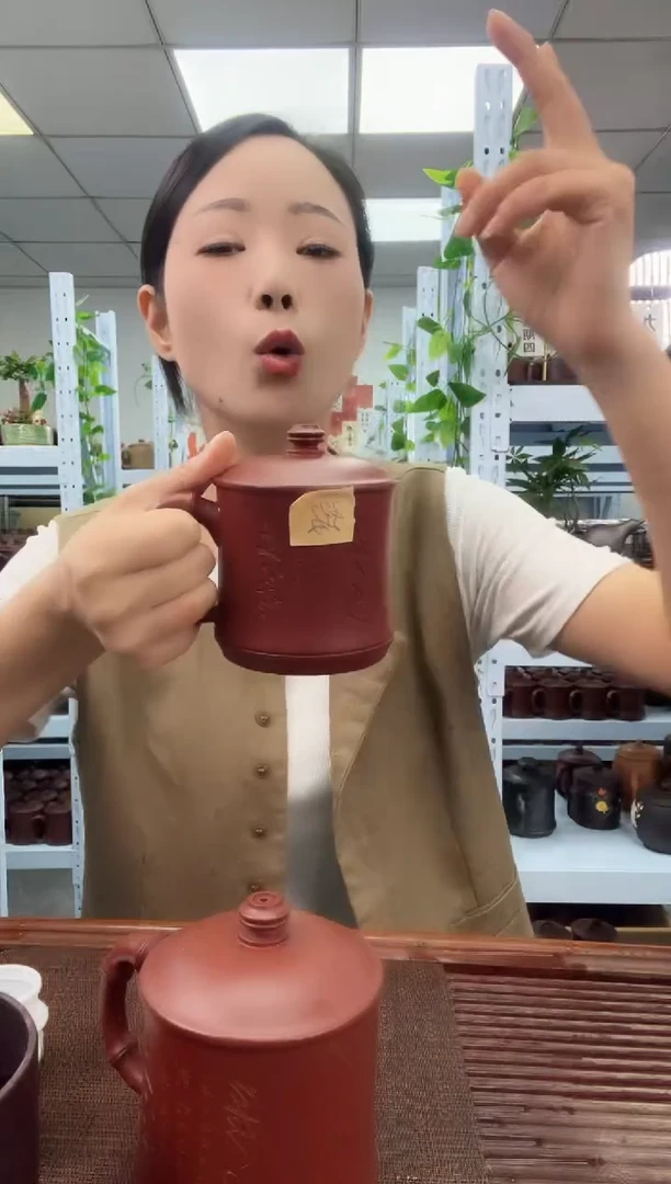 宜兴原矿紫砂全手工盖杯红上