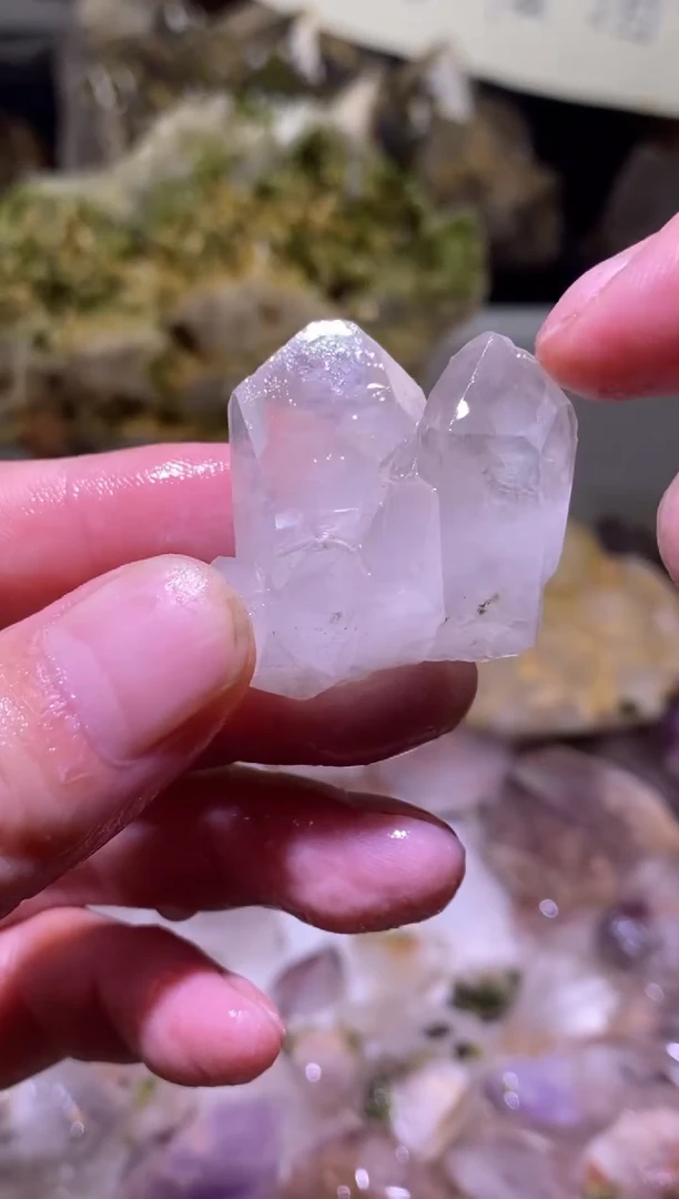 未镶嵌珠宝半成品水晶17号双子星+双浮生+无开采面