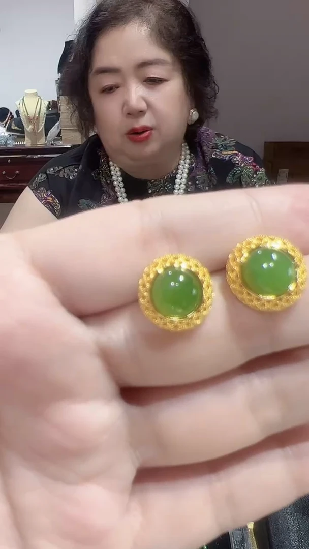 未镶嵌和田玉耳饰202591772