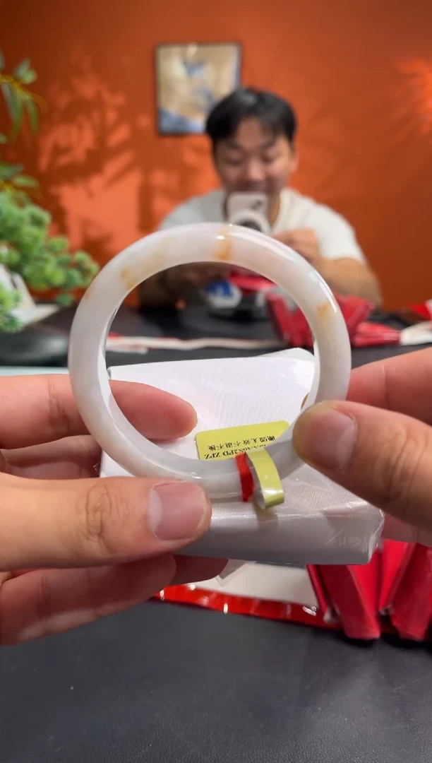 未镶嵌手镯翡翠翡翠手镯