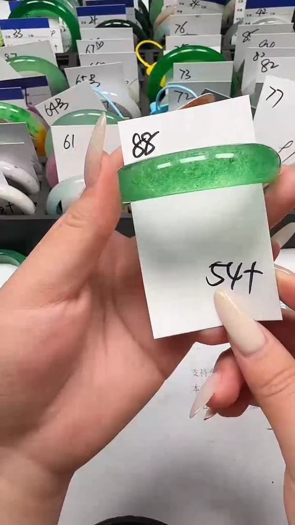 未镶嵌手镯石英岩玉88