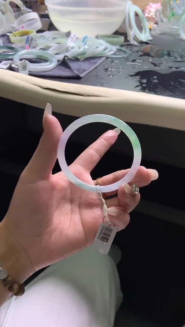 未镶嵌手镯定制翡翠「定制不退不换」