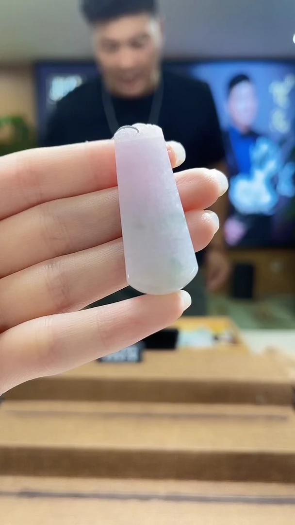颈饰未镶嵌翡翠MFC092354