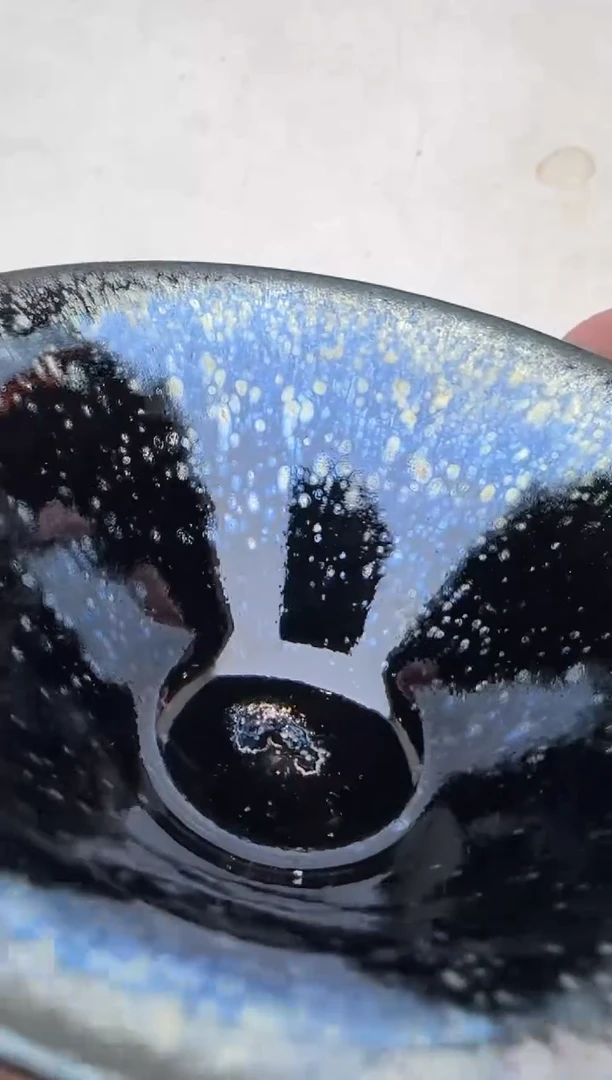 茶盏用****来罗建明老师作品