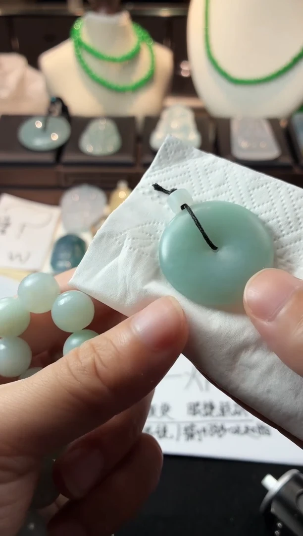 未镶嵌定制翡翠西**~毛货不退不换