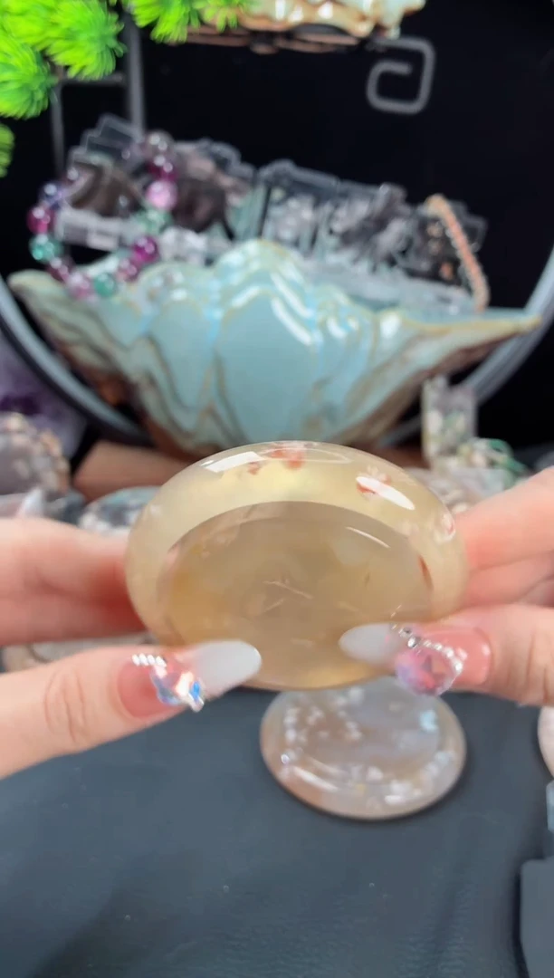 石英质玉手镯（圆镯）未镶嵌54