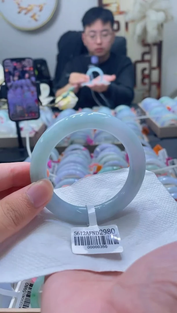 未镶嵌手镯翡翠211-56