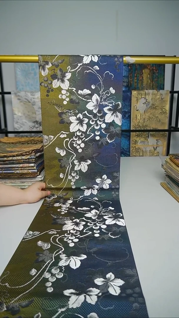 织绣西镇织51葡萄叶
