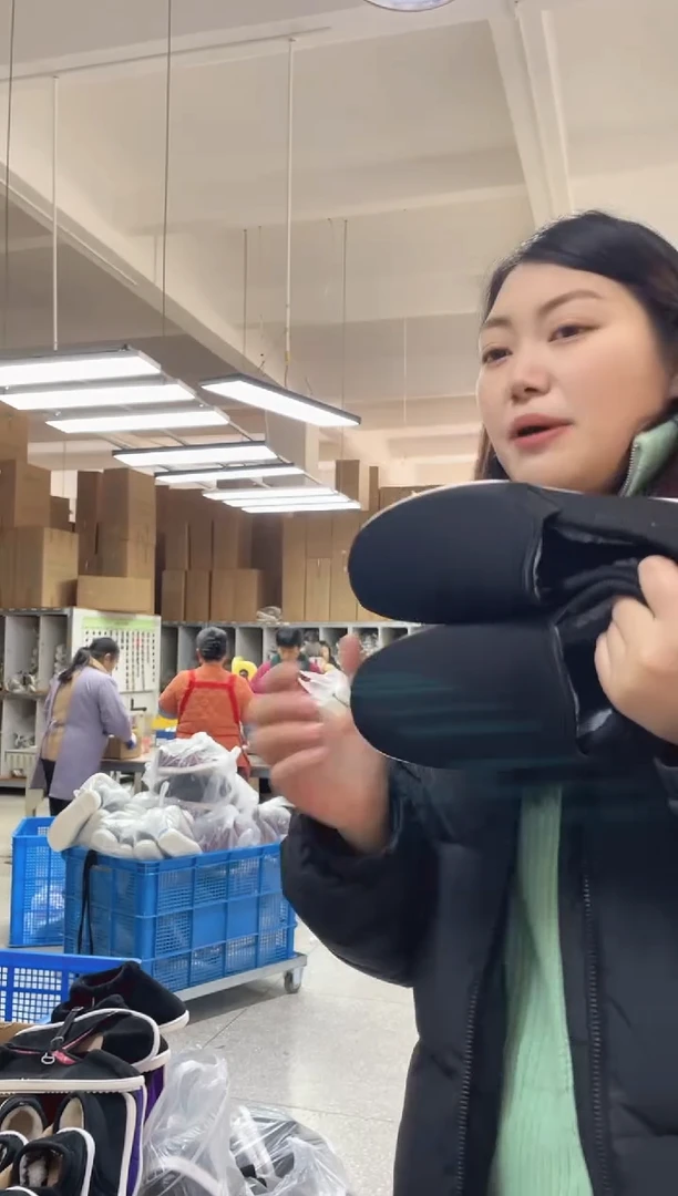 千层底+贴片黑松紧棉鞋43码