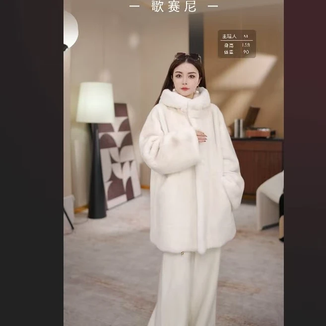 进口水貂时尚女短款连帽水貂秋冬风雪帽巫师帽宝嘉美母貂短二女