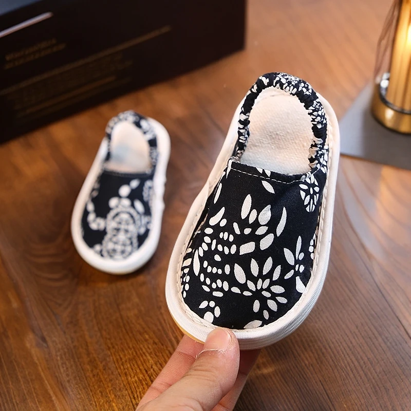 女宝鞋子秋季四季通用中国风休闲风男女小孩男童拖鞋女童小童棉软