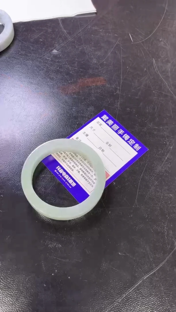 未镶嵌定制手镯定制翡翠c****醋定制手镯不退不换