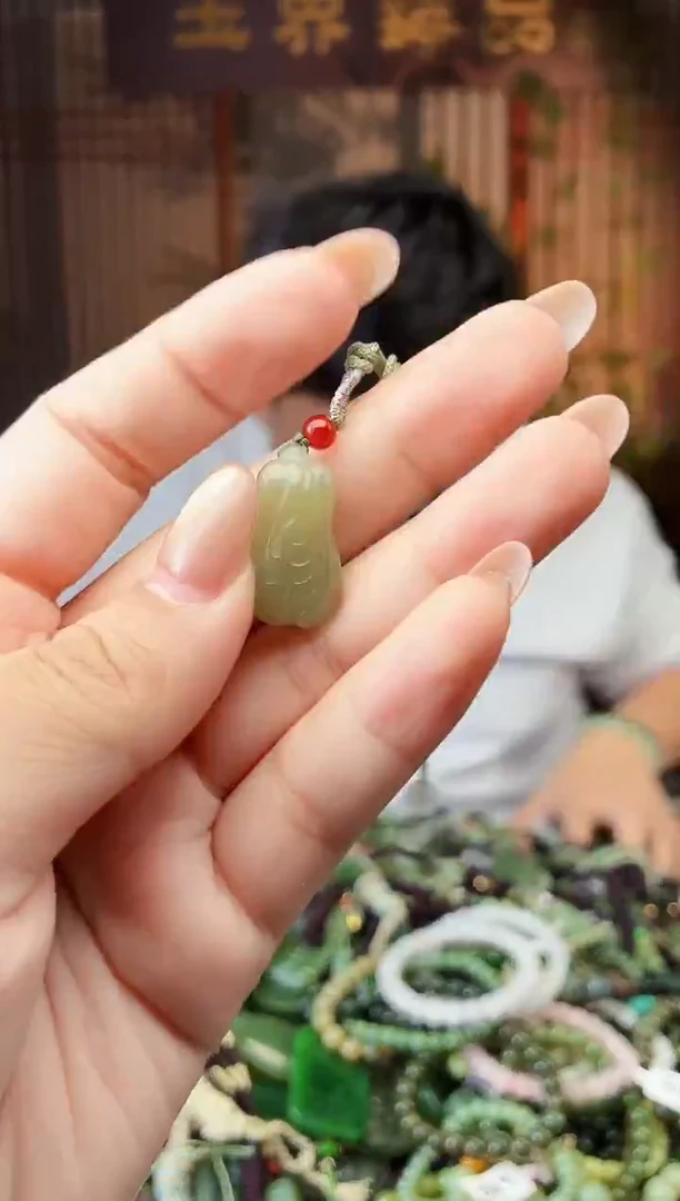 颈饰未镶嵌和田玉多样性发货拍一发一