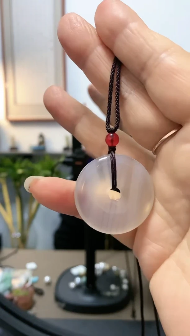 【闪购商品】玛瑙/玉髓颈饰未镶嵌平安扣吊坠
