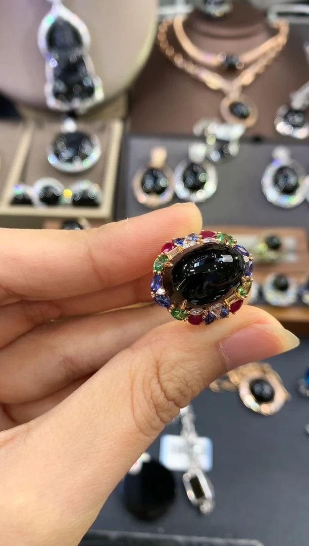 翡翠戒指18K金镶嵌G120