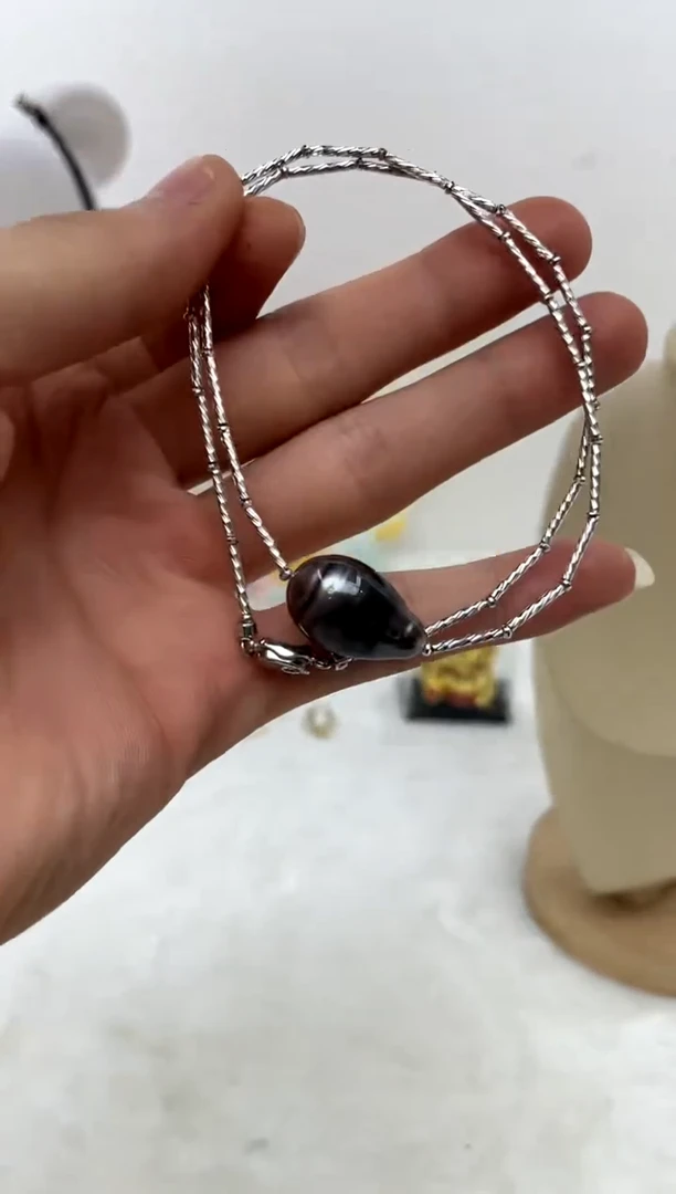 颈饰银S925镶嵌海水珍珠.