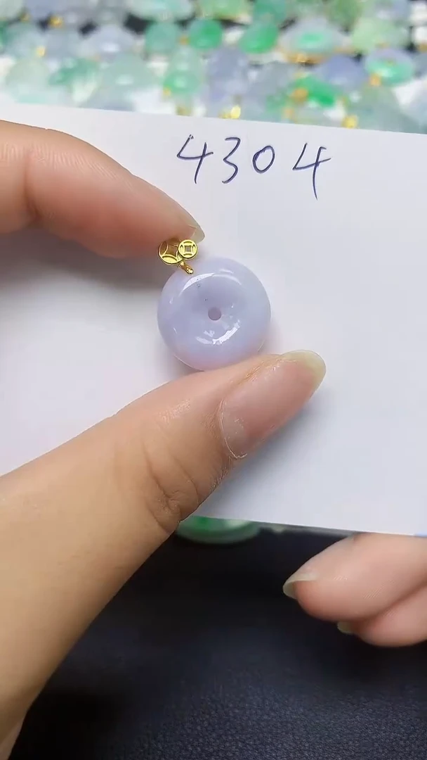 翡翠未镶嵌颈饰 天然缅甸翡翠A货