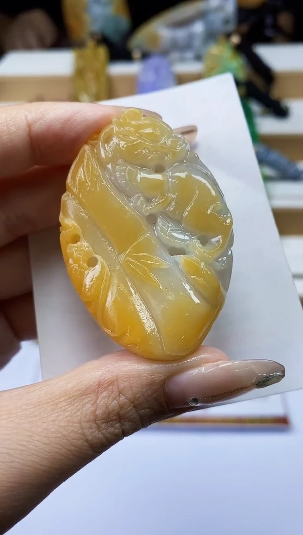 颈饰未镶嵌翡翠翡翠A货