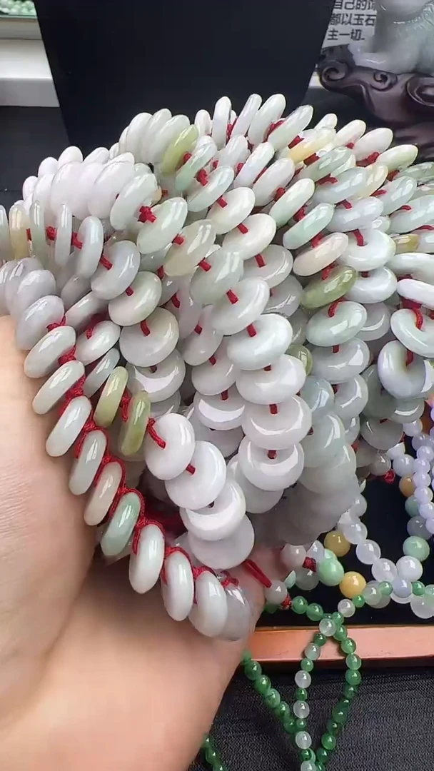 未镶嵌手串翡翠大人款平安扣多样性发其一（不退不换）