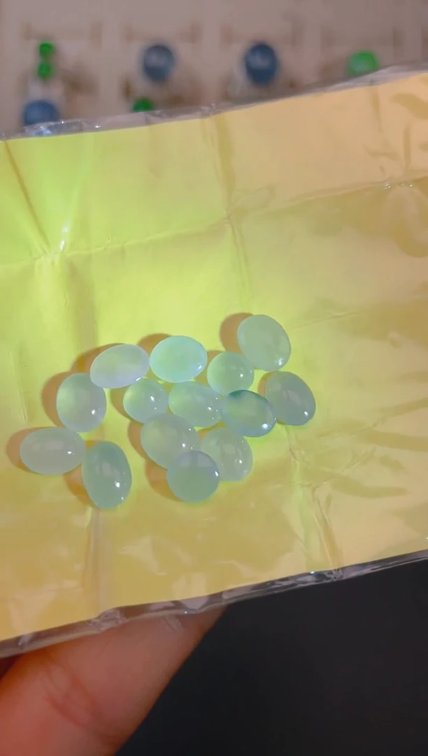 未镶嵌定制翡翠天然翡翠蛋面18