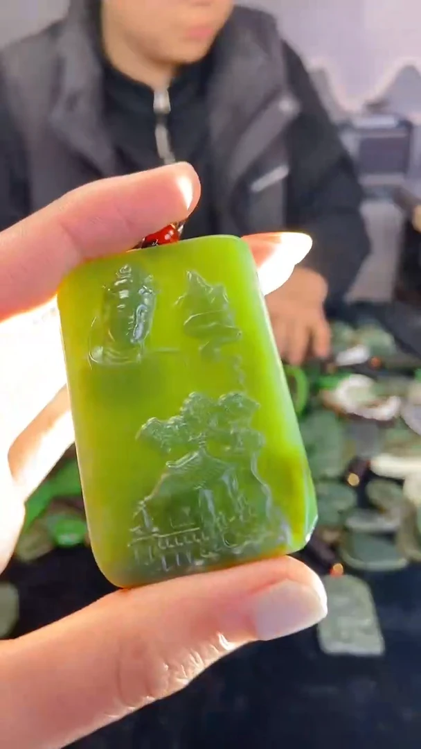 颈饰未镶嵌和田玉1