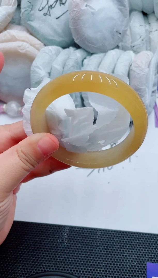 石英质玉手镯未镶嵌D150-59-60