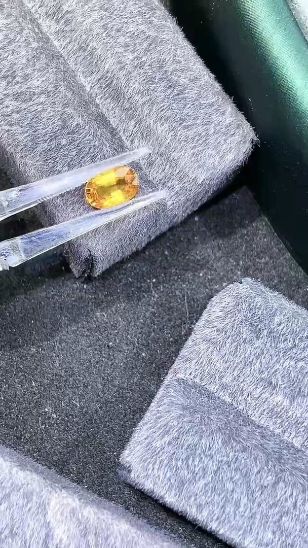 【闪购商品】定制蓝宝石定制未镶嵌天然黄色1.26克拉