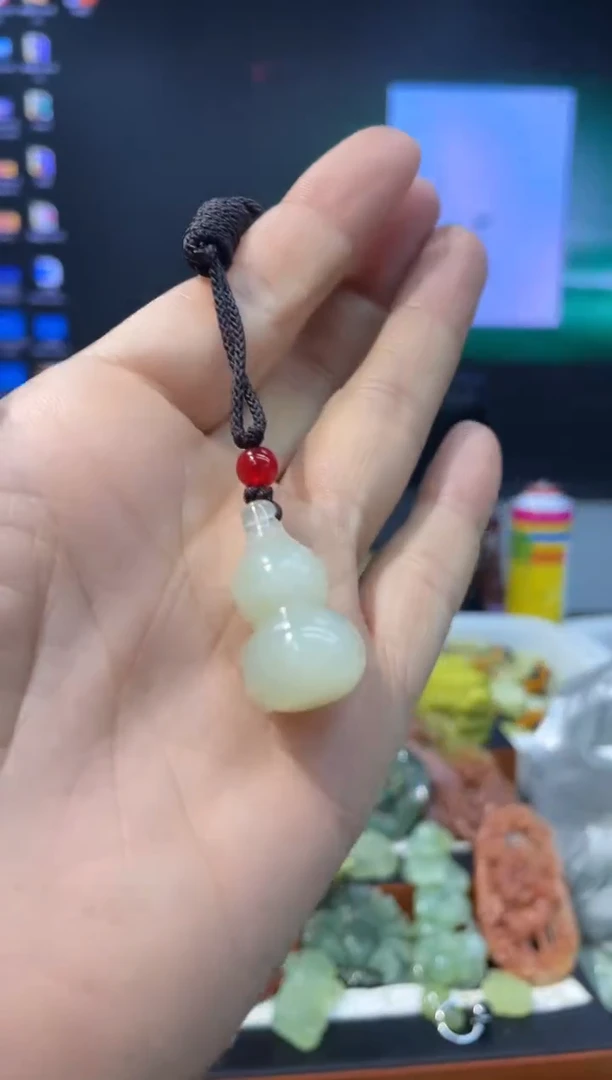 【闪购商品】岫玉吊坠未镶嵌·